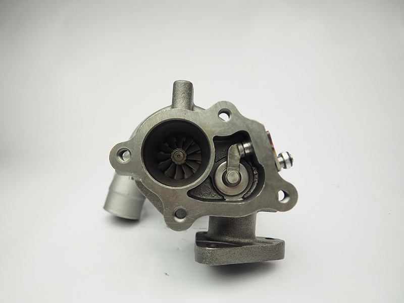 Motor de TF035HM Mitsubishi Turbocharger 49135-03300 49135-03301 49135-03311 ME202879 ME190511 4M40